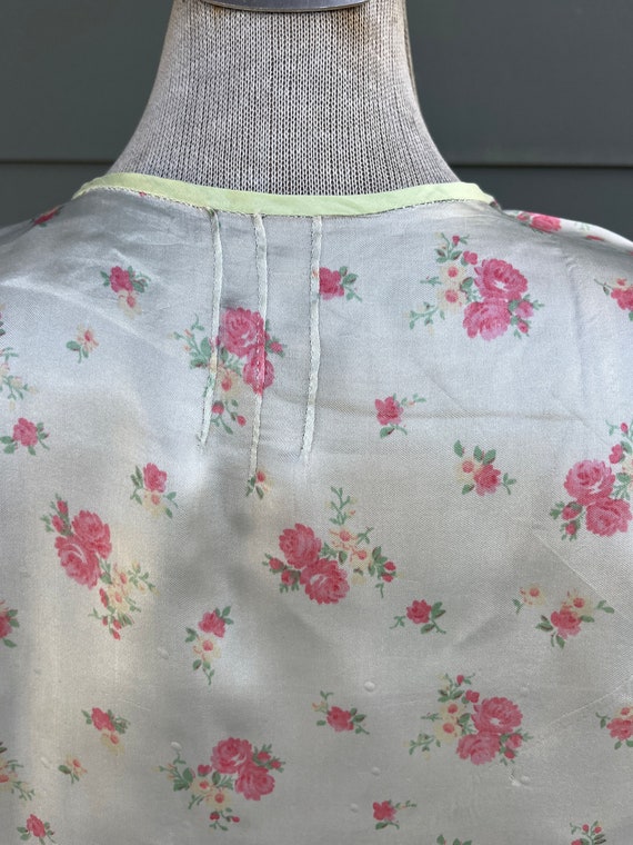 Vintage 40s Blue Satin Pink Floral Bed Jacket - image 6