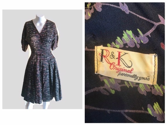 Vintage 50s Cold Rayon Novelty Print Fit and Flare