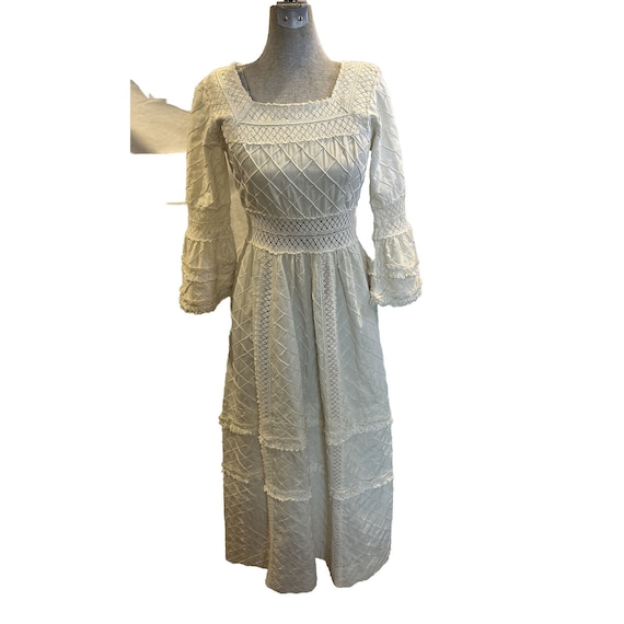 Vintage 70s Mexican Wedding Dress Ivory Cotton Pleated Lace Bell sleeves 34''