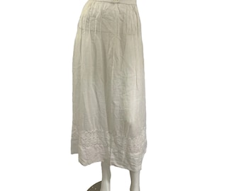 ANTIQUE 1910 Edwardian White pintuck boned waist slip skirt broderie englais lace hem