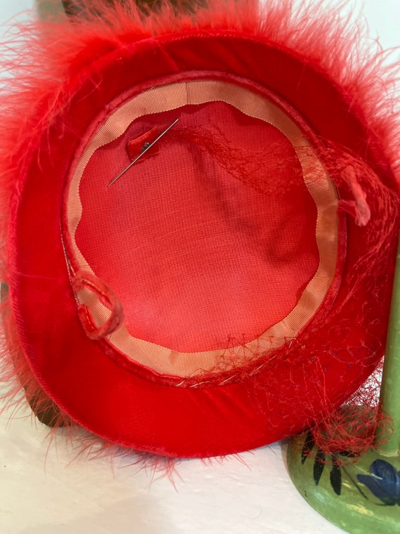Vintage 60s Red Feather Bumper Hat - image 5