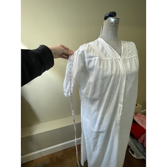 Antique Edwardian White Cotton Nightgown 3/4 butt… - image 2