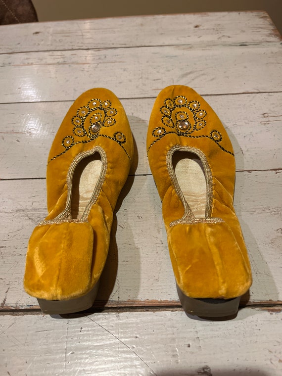 Vintage Gold Velvet Jeweled Slippers Old Store St… - image 1