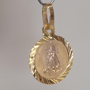 Medalla Nuestra Señora de la Caridad 100% Oro Amarillo 14K - Virgen De La Caridad del Cobre 18 mm