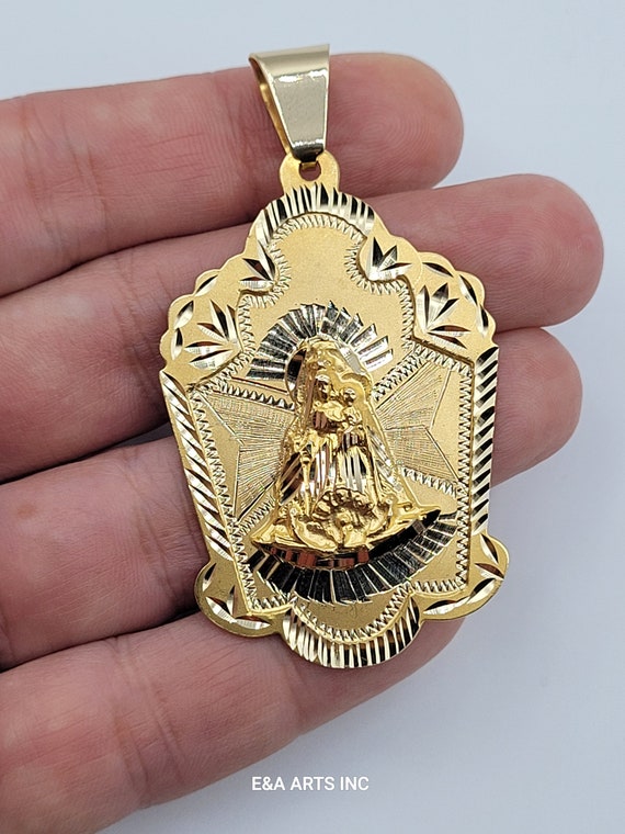 Caridad del cobre gold pendant best sale