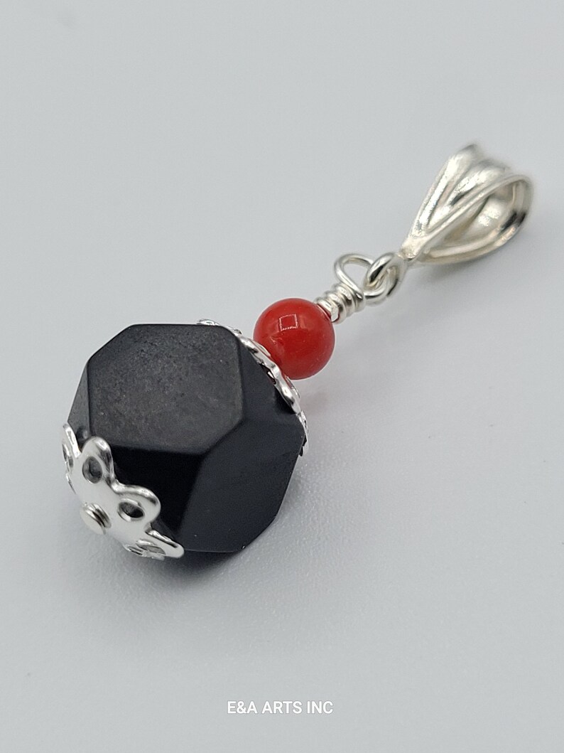 Nuevo Colgante Coral Azabache 8mm en Plata de Ley 925 - Azabache Genuino image 4