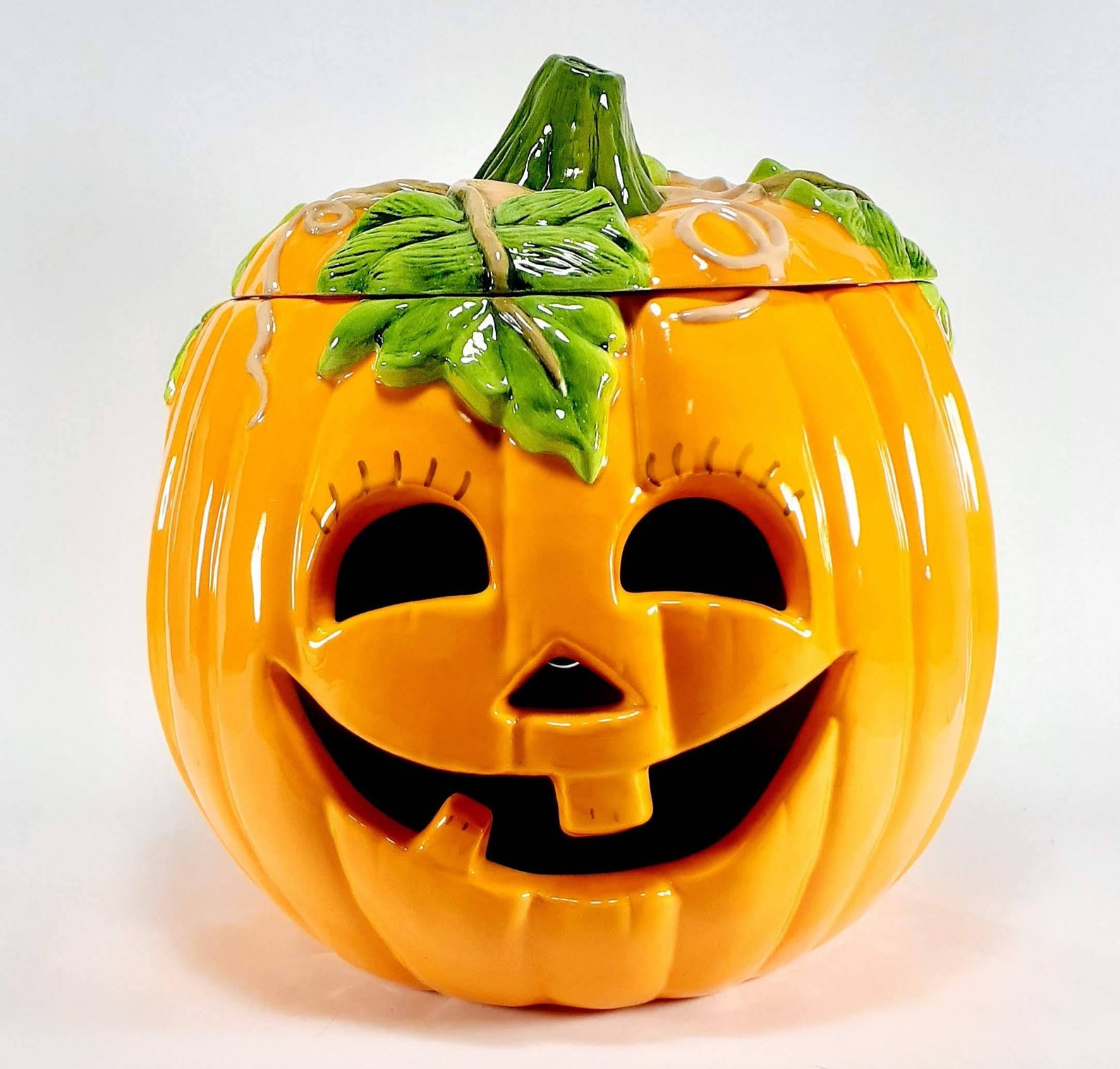 Vintage Ceramic Jack O Lantern
 Vintage JACK O LANTERN Ceramic Pumpkin Light Up