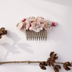 Mehka Blossom Floral Comb Clip