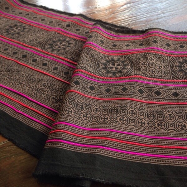 Vintage Hmong Batik Textile Ethnic handmade hilltribe folk crafts