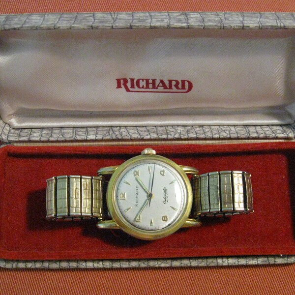 Final Markdown - A "RICHARD" 17Jewel, Automatic Watersport, Wrist Watch, Swiss, Self Winding w/Original Box.  Serviced / Working, 1960s