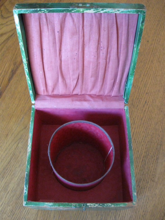 Collar Box with a Sweet Update - image 2