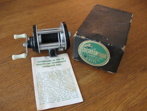 Outdoorsman castomatic Fishing Reel, Level Wind Bait Casting Model With  Original Box and Papers in Very Nice Condition, Circa 1950s 