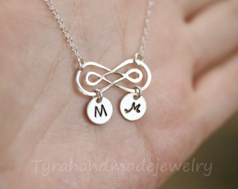 Sterling Silver Double Infinity necklace,couple initial necklace,Two babys,Personalized necklace,Friendship gift,Family Necklace,custom font