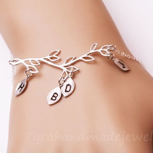 Family Tree bracelet,Leaf initial bracelet,hand stamped monogram,Custom initial bracelet,Grandma gift,Mother gift,Anniversary,Mom and Baby