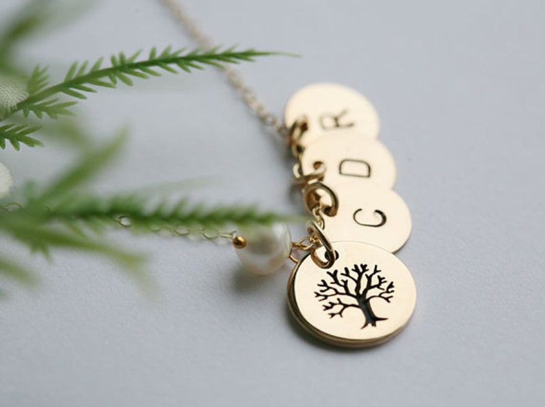 Gold Filled Family Tree Necklace,Custom font monogram,initial pearl necklace,Mother jewelry,Birthday,Mother's day gift,Anniversary gift image 2