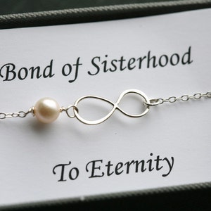Bracelet d’amour infini Sisterhood, personnalisé bijoux infini, les soeurs pour infintiy, mère du marié, Pierre de naissance personnalisé, carte de remerciement personnalisée
