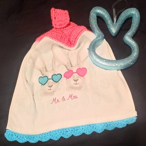 Crochet Top Hanging Kitchen Towel with Decorative Bottom Trim, Mr and Mrs Bunny