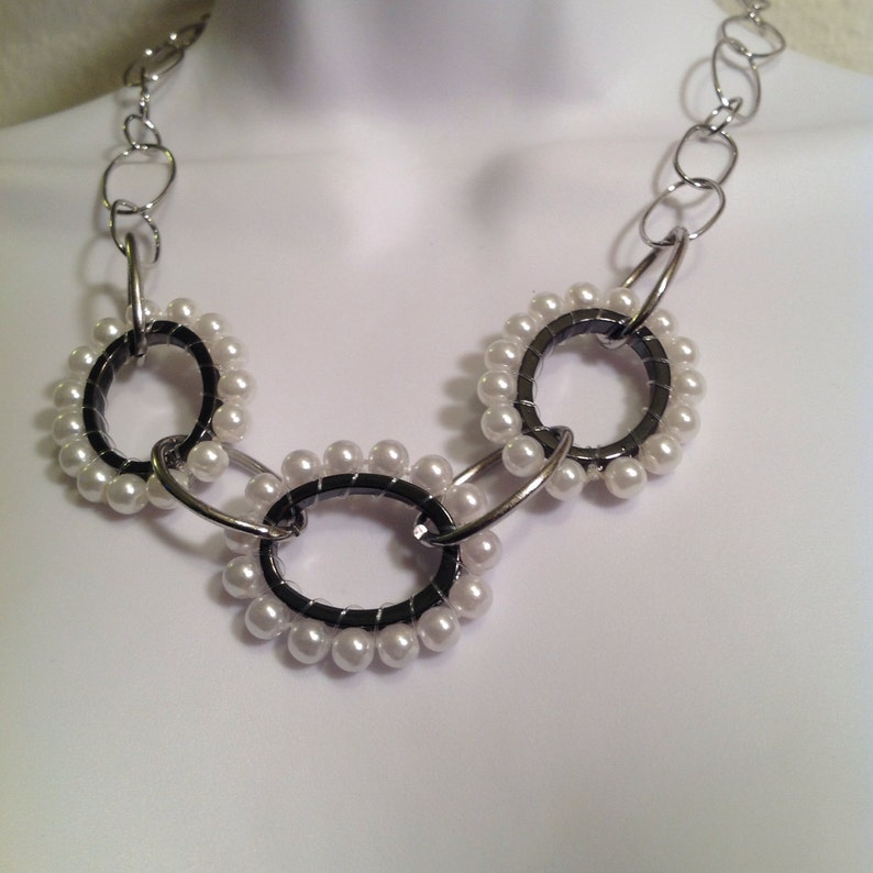 Pearl circle necklace // funky statement necklace // white and Etsy