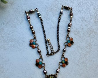 Retro Style Flower Necklace with Resin Honeycombs and Freshwater Pearl accents