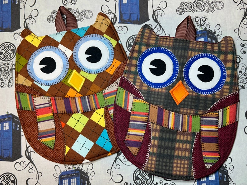 Two Doctor Who Owl Hot Pads Your Choice 4th Doctor - Argyle