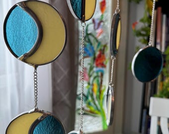 月の満ち欠けステンドグラス 月の満ち欠け吊り下げ - Etsy 日本