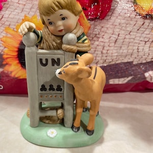 The U.N. Children Fritz From Austria 1979 Franklin Mint Porcelain Figurine