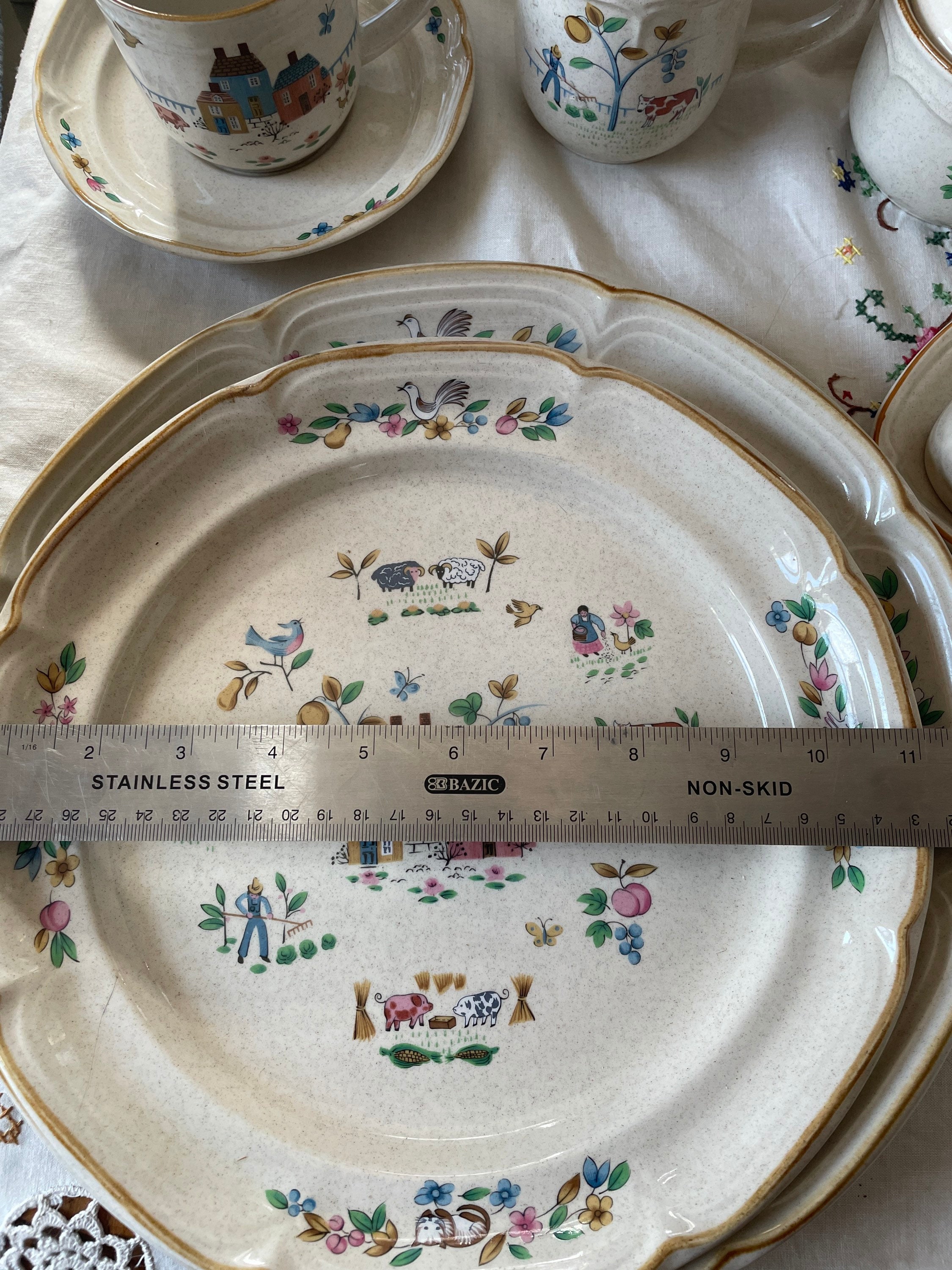 ハートランド陶器 International China Heartland Series Stoneware Japan Folk Art