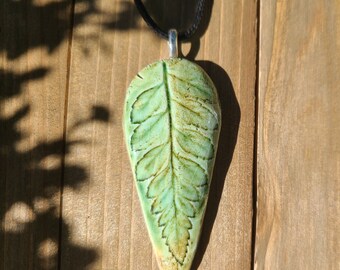Timeless Nature Ceramic Fern Necklace