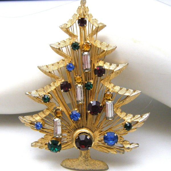 Vintage Signed Brooks Christmas Tree Brooch Colorful Rhinestones Baguette Candles Gold Tone Wirework