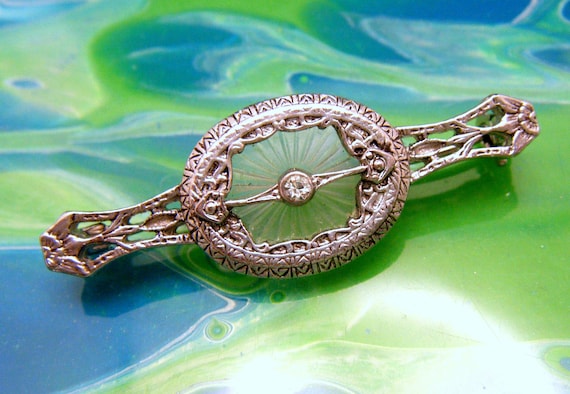 Beautiful Vintage Art Deco Camphor Glass Pin Broo… - image 2