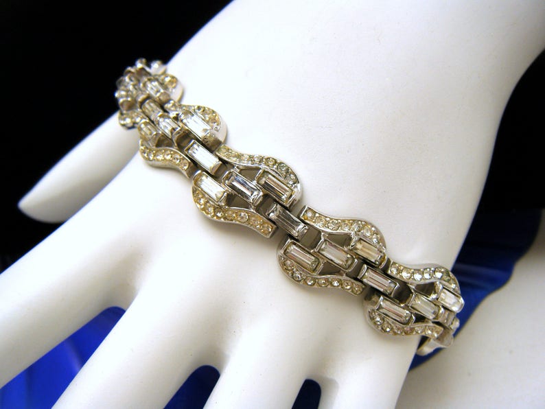 Vintage Crown Trifari Pat Pend Rhinestone Baguettes Bracelet Deco Revival