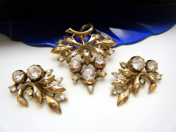 Vintage Crown Trifari Pat Pend Rhinestone Baguettes Bracelet Deco Revival