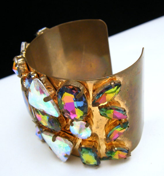 Ultra Glitzy Vintage Rhinestone On Copper Cuff Br… - image 3