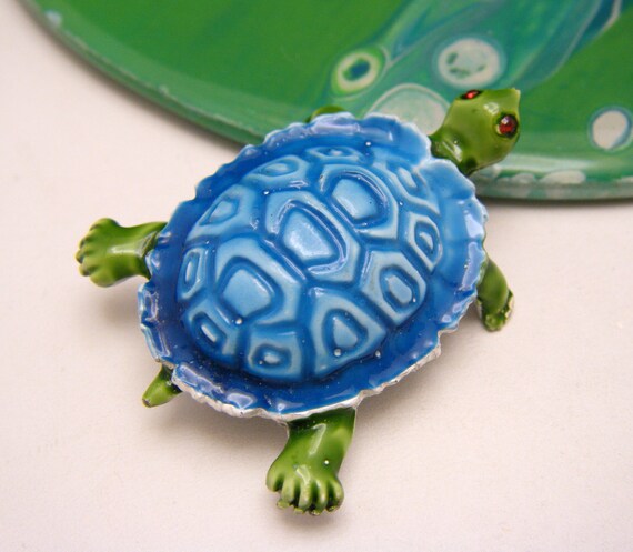 Super Cute Vintage Figural Enamel Turtle Brooch P… - image 2