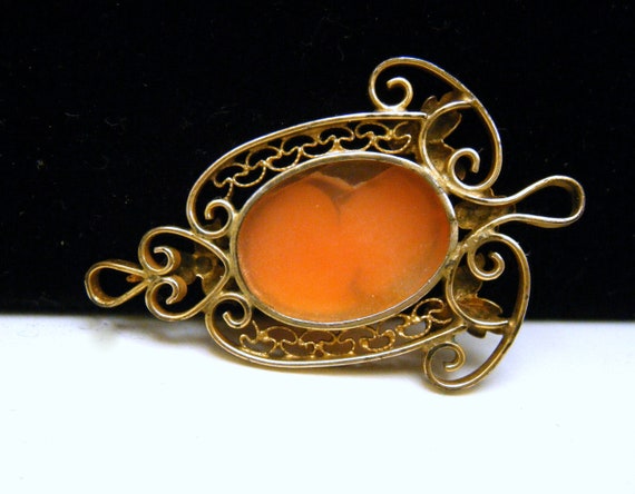 Beautiful Dainty Vintage Carved Shell Cameo Penda… - image 3