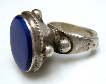 Vintage Brutalist Ethnic Hand Made Silver Lapis Ring Sz 6 1/2 Weight 14.5g
