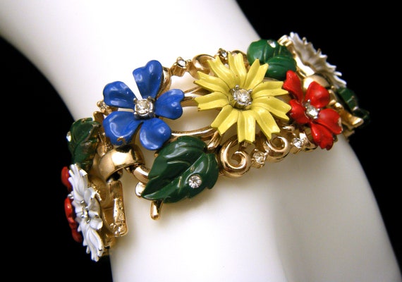 Vintage Crown Trifari Bracelet Colorful Enamel Rhinestones Flowers Gold Tone