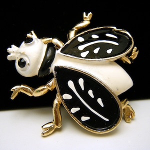 Weiss Bee Brooch - Etsy