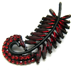 Elegant Vintage Large Red Navette Rhinestone Feather Brooch Japanned Black Enamel Setting