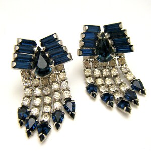 Stunning Vintage Kramer Shades Blue Carnival Glass Rhinestone Brooch Earring Set Silver Tone
