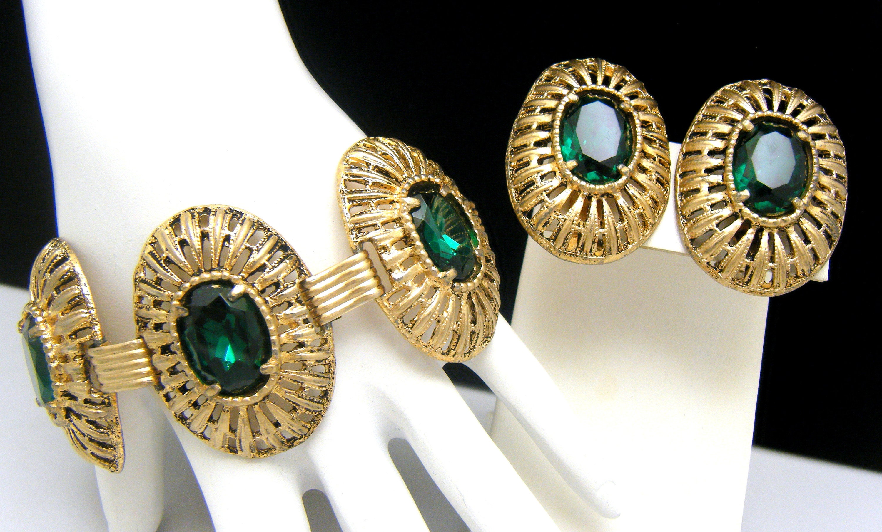 Boucles D'oreilles Clips Vintage En Pâte De Verre Et Quartz Vert - Pendantes - Occasion