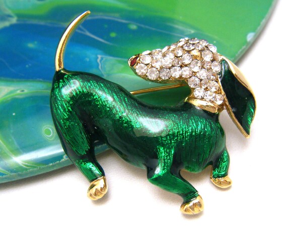 Dachshund brooch 2024