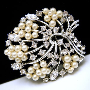 Vintage signierte Stern Faux Perle Strass silber Ton Brosche