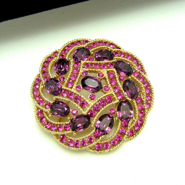 Vintage Crown Trifari Rhinestone Brooch Fuchsia Purple Cavalcade Line