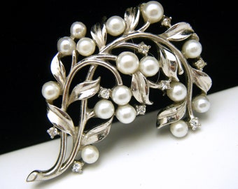 Vintage Crown Trifari Rhinestone Faux Pearl Brooch Silver Tone Foliate Floral Design