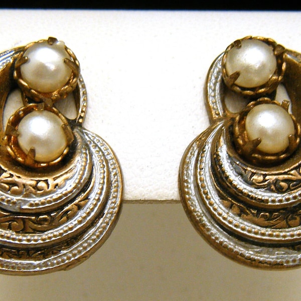 Vintage Toledoware Faux Pearl Clip On Earrings Made in Spain