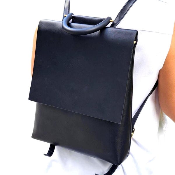 Zaino minimalista in pelle vegana per laptop: borsa da viaggio ecologica