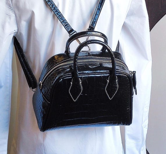 Convertible Leather Backpack Purse: 3-way Crossbody Doctor Bag - Etsy Convertible Leather Backpack Purse: 3-way Crossbody Doctor Bag - Etsy