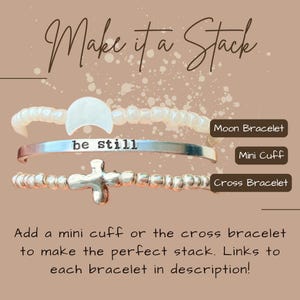 Beach Style Bracelet Moon Shell Design White Bead Collection Elastic Band Essential Boho Fashion Element Multiple Size Options Casual Wear Piece Beautiful Celestial Theme Accessory Natural Fashion Detail Everyday Style Collection