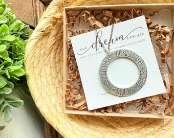Personalized Pendant Jewelry Gift Mom Custom Necklace Hand Stamped Metal Disc Name Pendant Message Design Child Name Jewelry Aluminum Washer